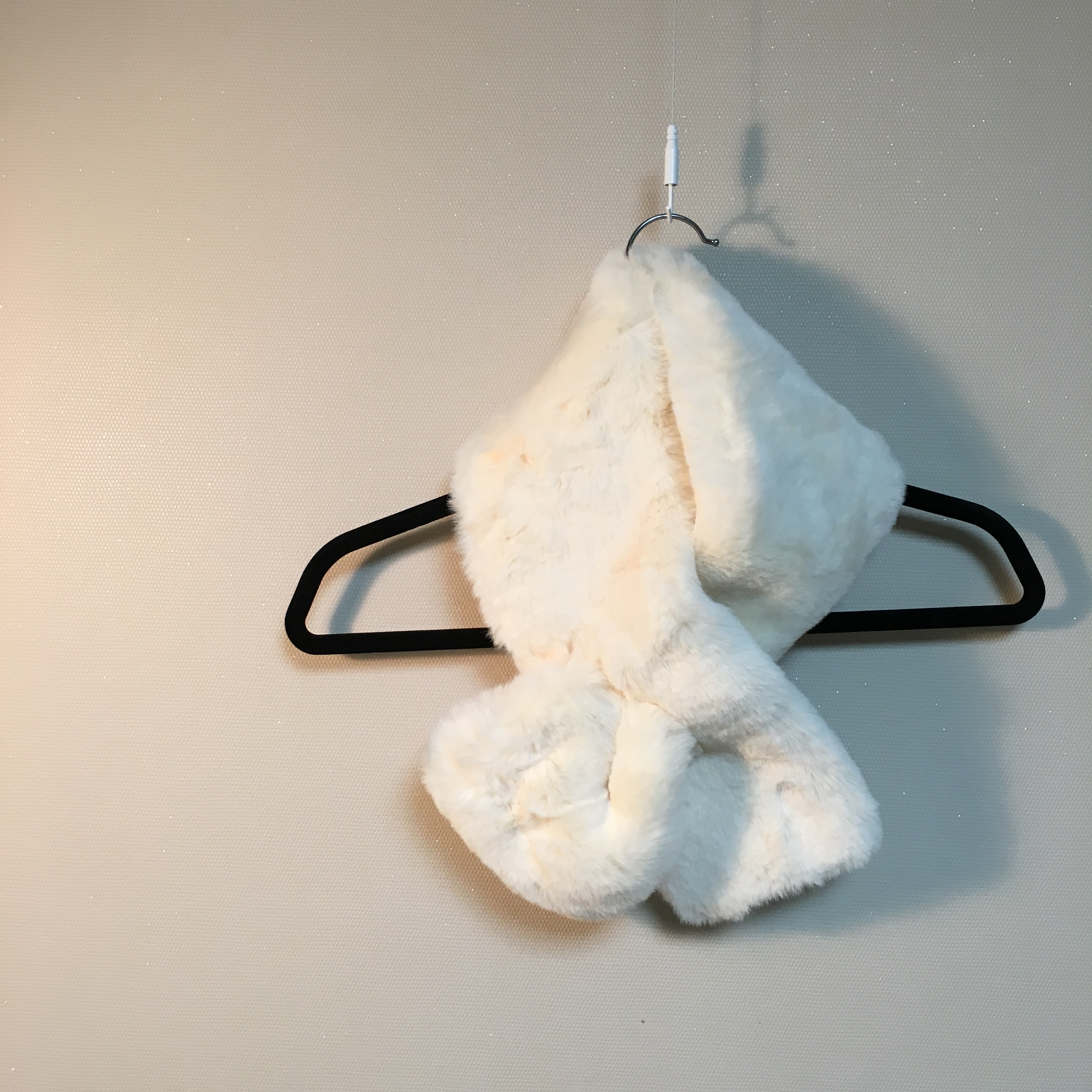 Fake Fur Fur Fur Ecofur Shawl White Color Warm Sca