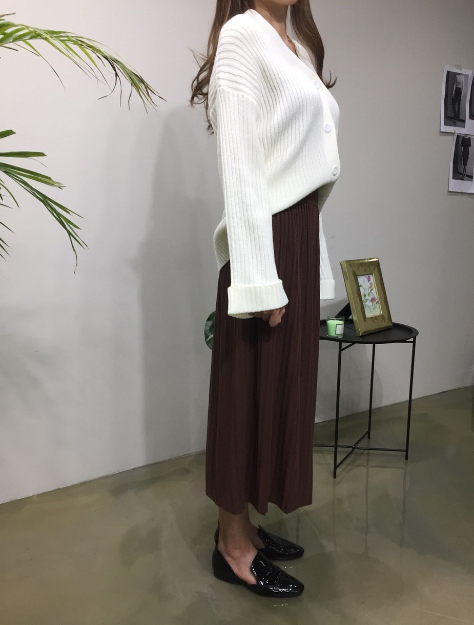 Wrinkled Bending Knit Long Skirt Romantic Look Lux