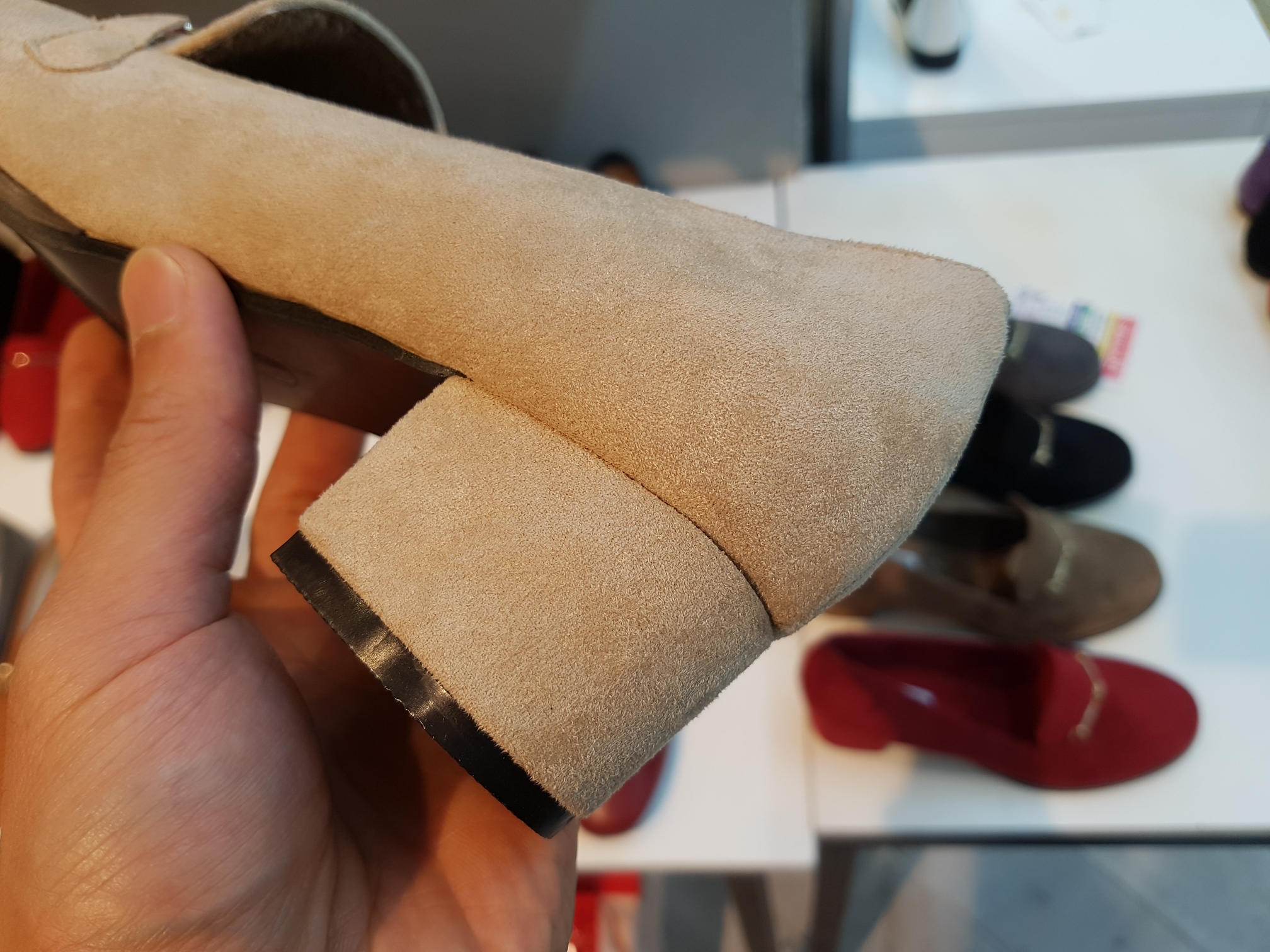 Brushed Lining Looper Pumps 4cm Black Red Brown Be