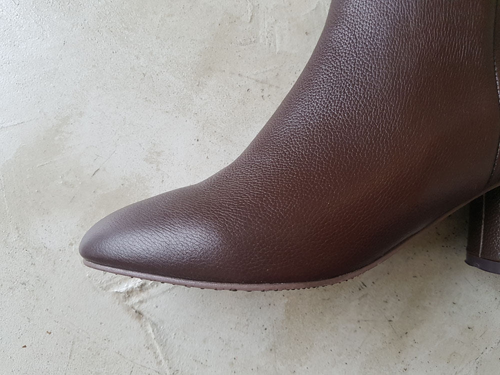 Natural cowhide simple heeled ankle boots 6cm blac