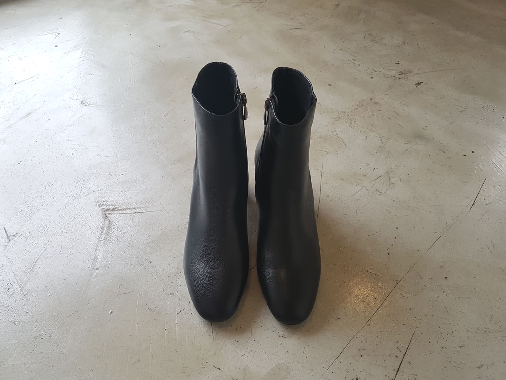 Natural cowhide simple heeled ankle boots 6cm blac