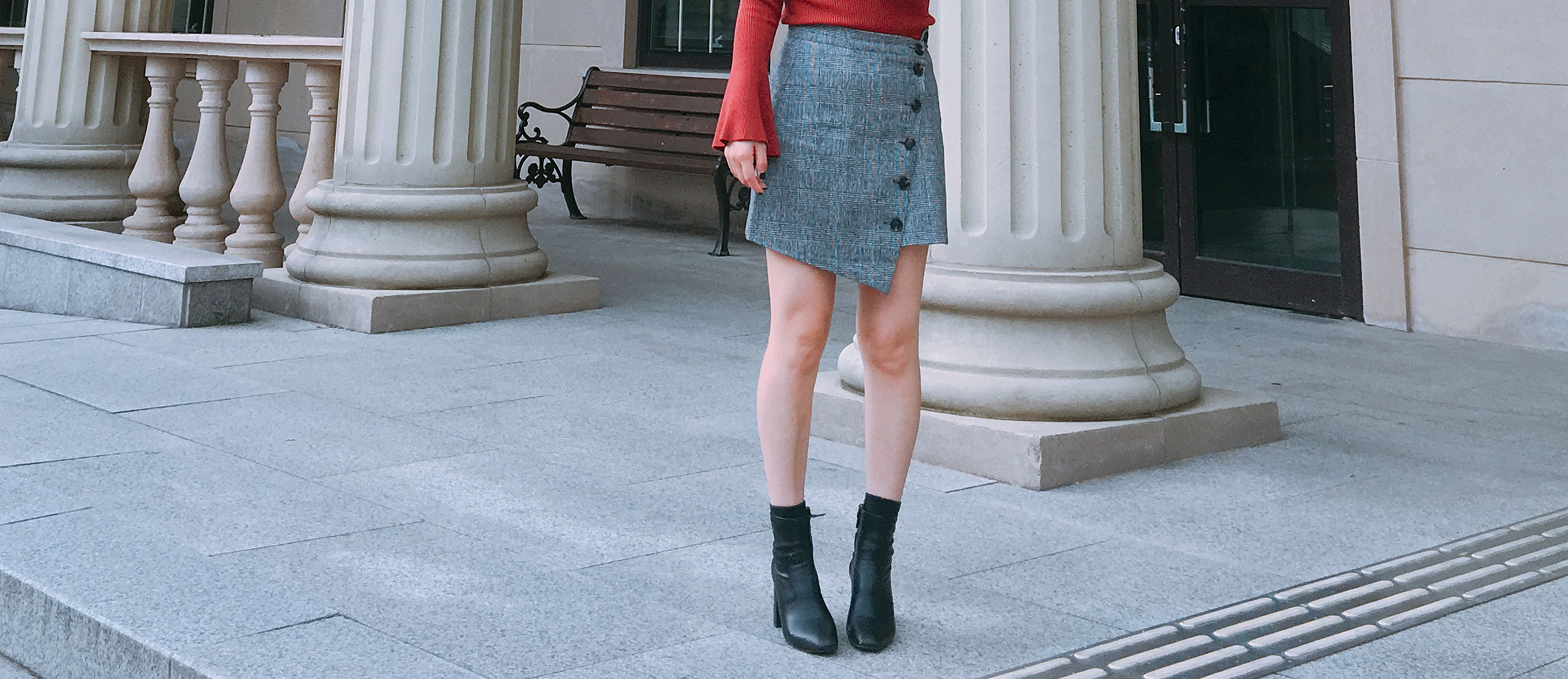 Borami Shop Button Unchecked Mini Skirt _ Black, G