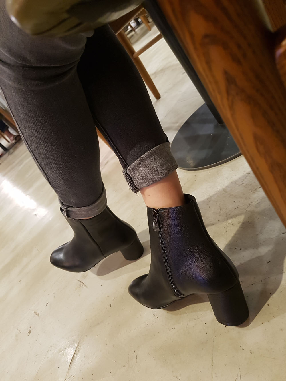 Natural cowhide simple heeled ankle boots 6cm blac