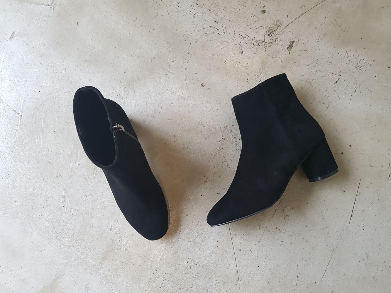 Natural cowhide simple heeled ankle boots 6cm blac
