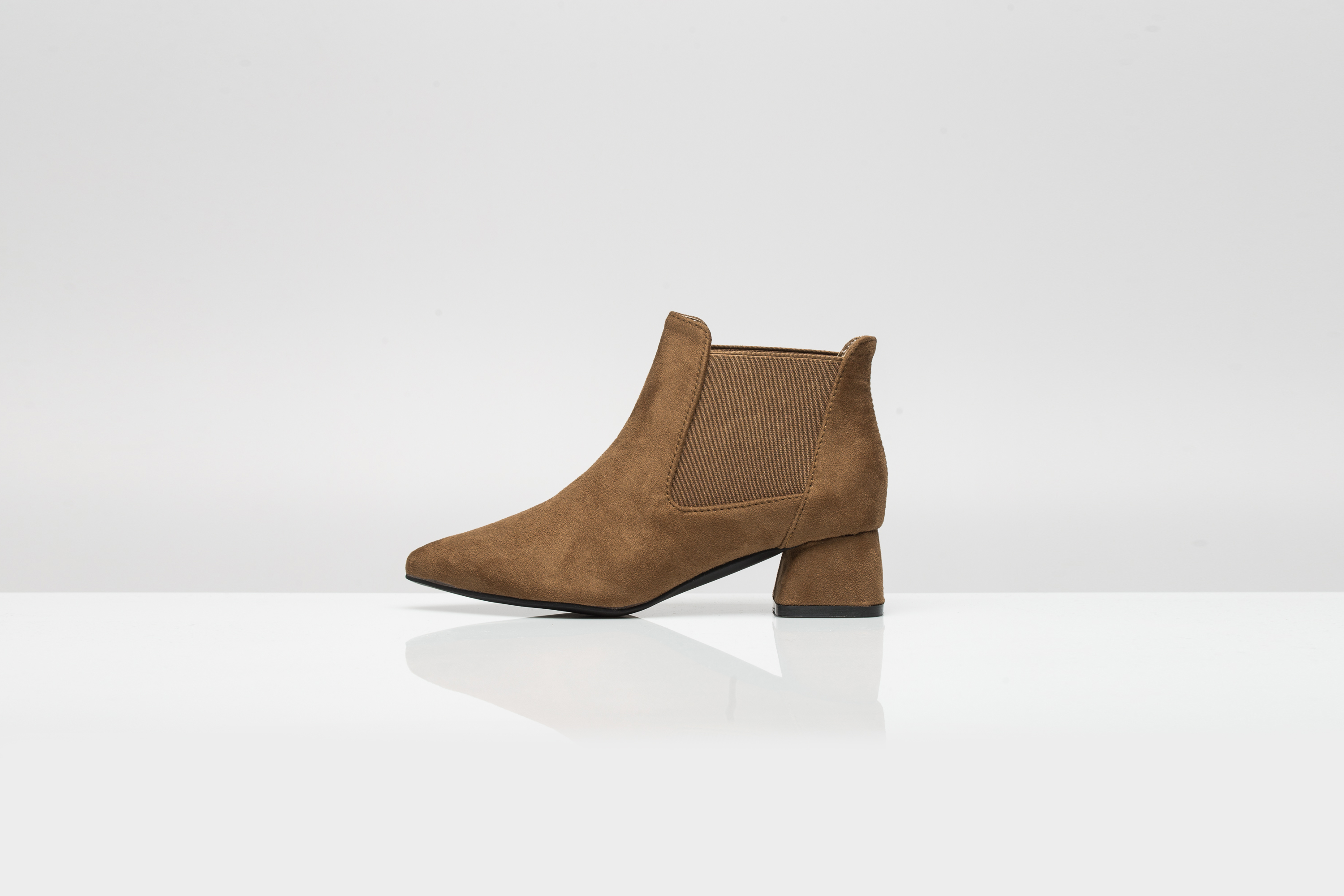 Suede Angle Boots 4cm Women's Scissors Styling 