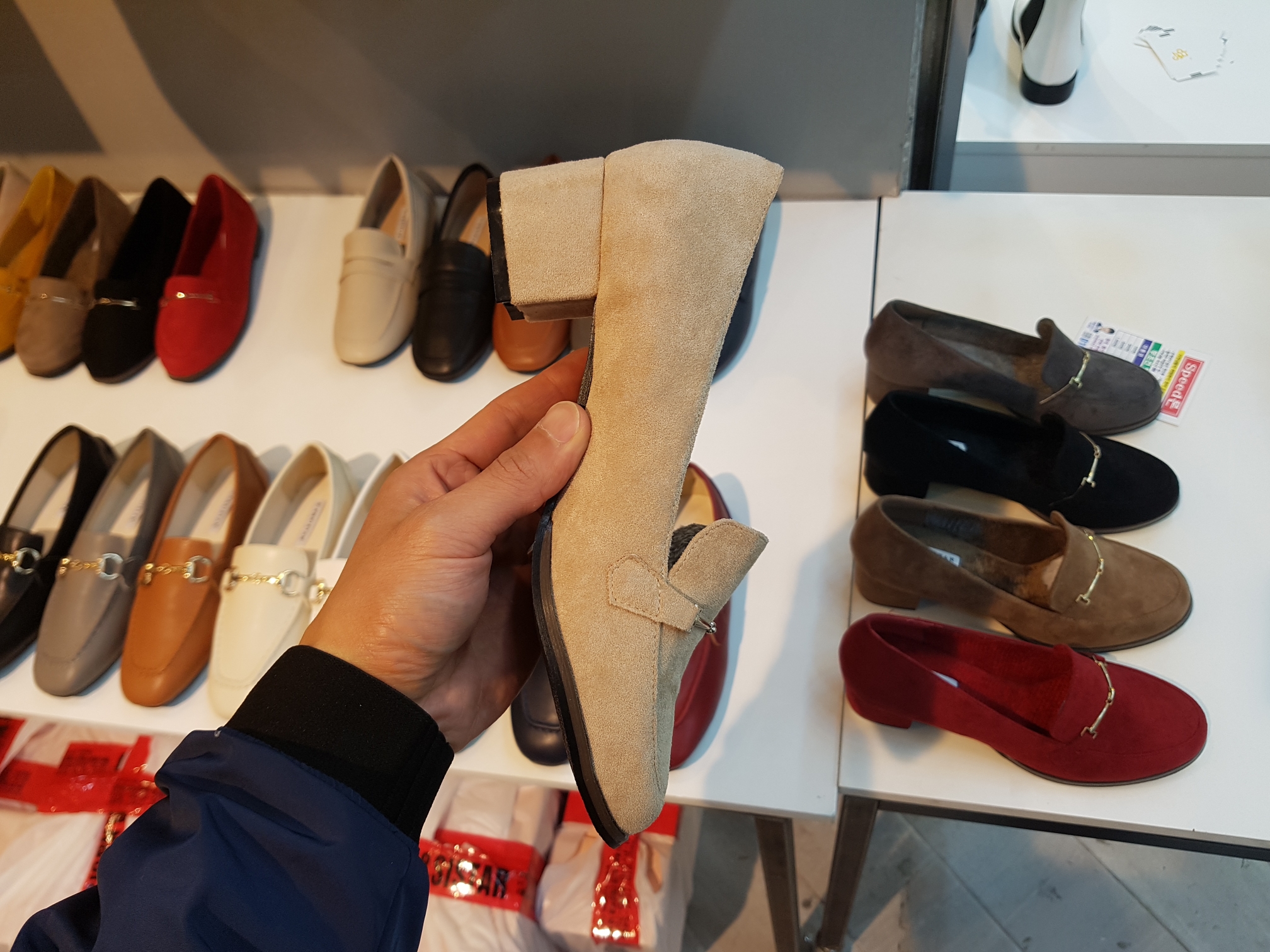 Brushed Lining Looper Pumps 4cm Black Red Brown Be