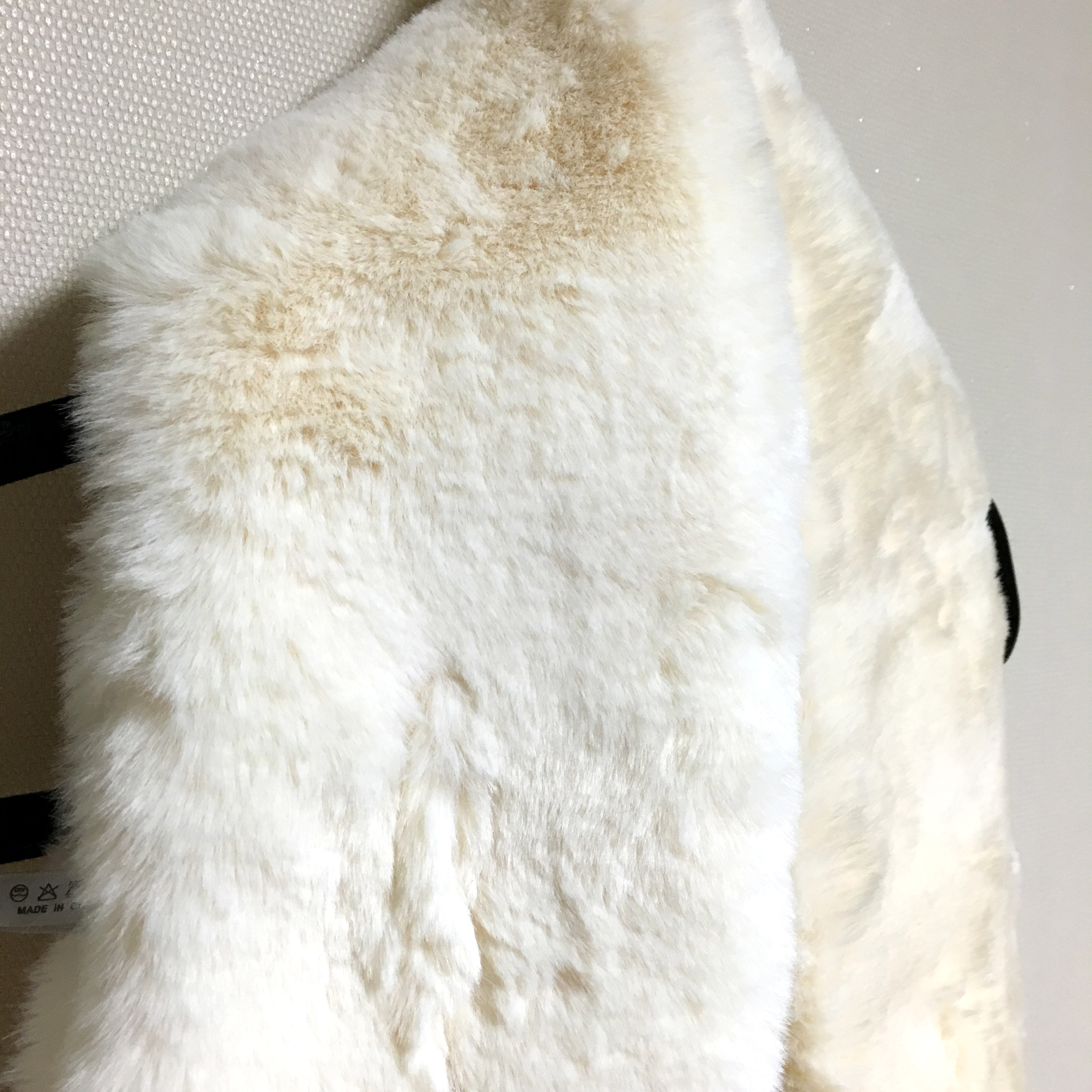 Fake Fur Fur Fur Ecofur Shawl White Color Warm Sca