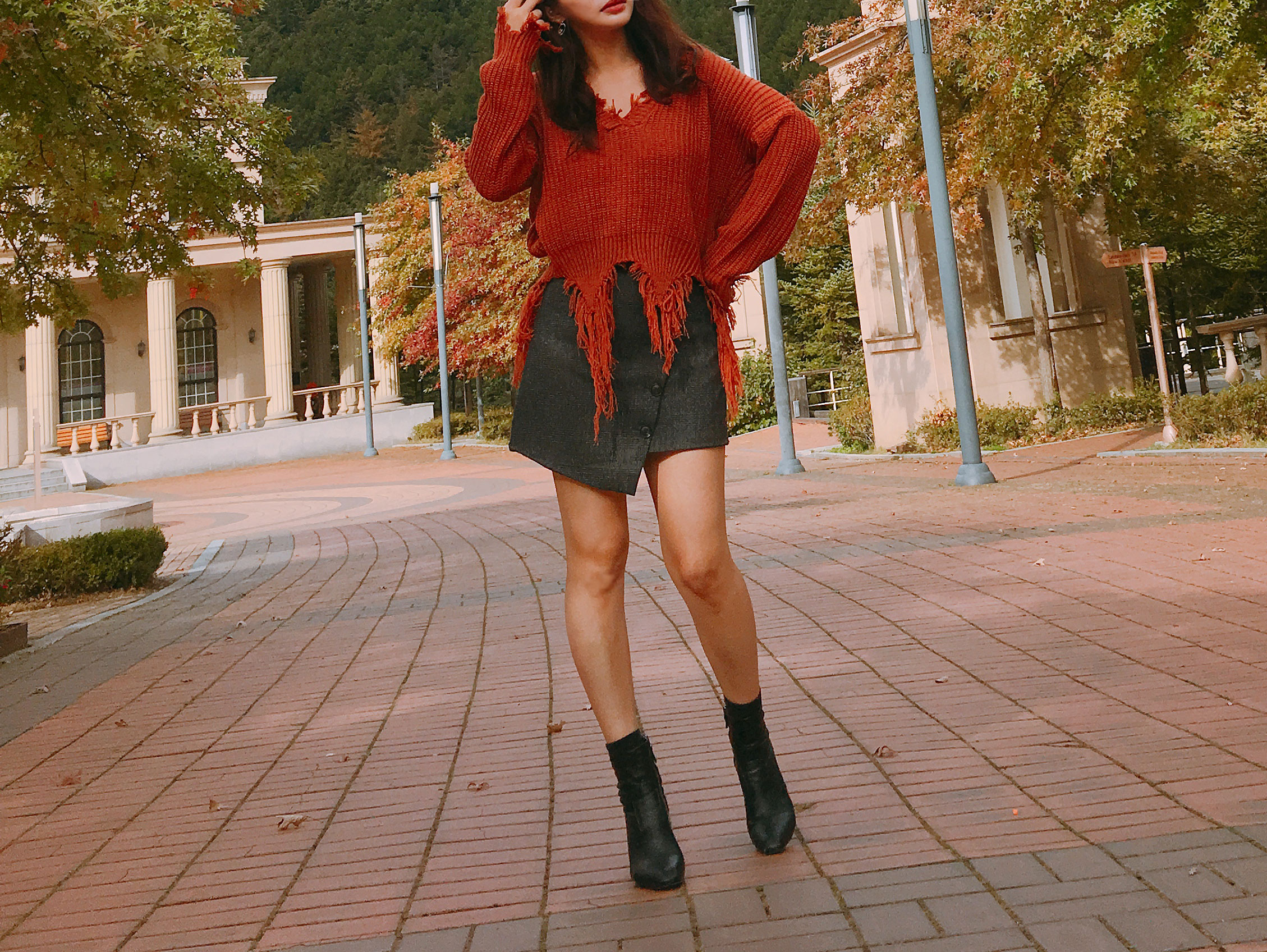 Borami Shop Button Unchecked Mini Skirt _ Black, G