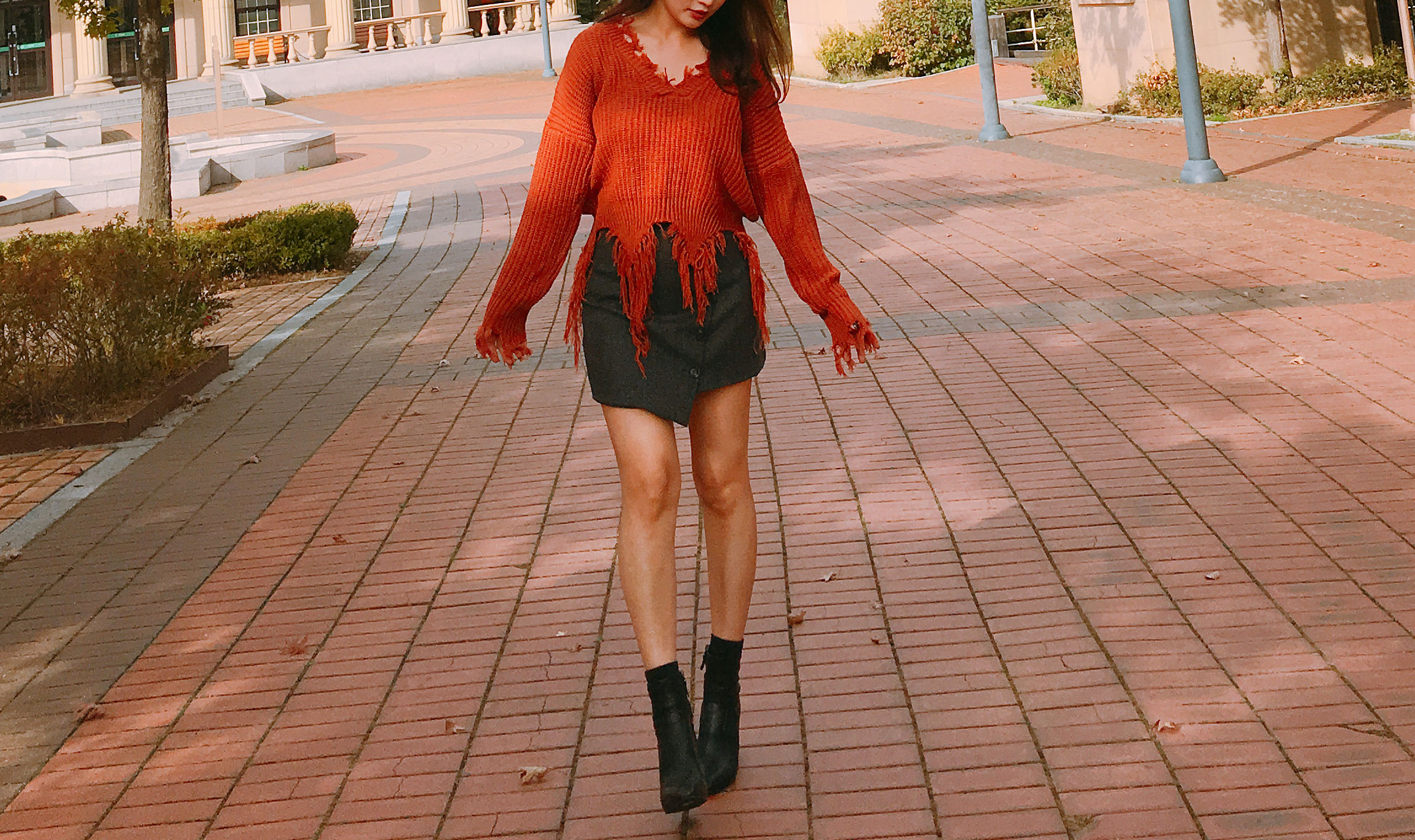 Borami Shop Button Unchecked Mini Skirt _ Black, G