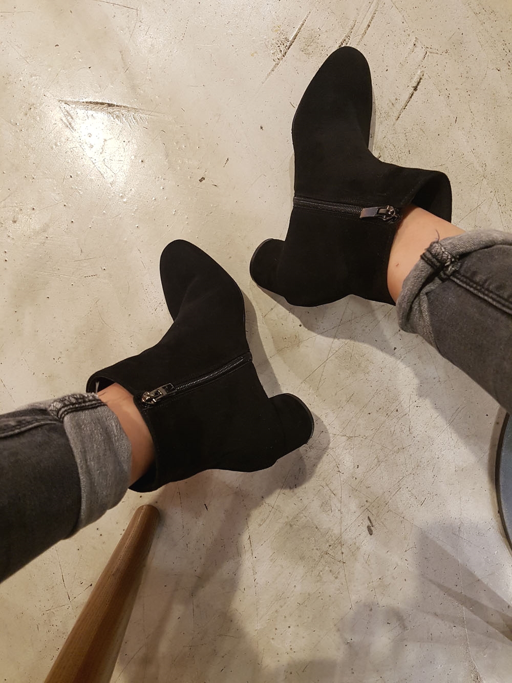 Natural cowhide simple heeled ankle boots 6cm blac
