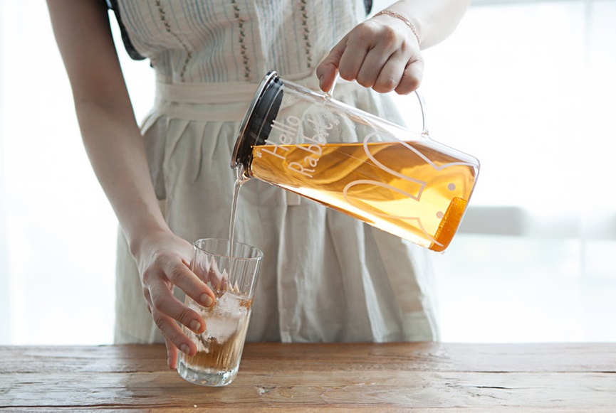 Sealed glass bottle heat-resistant port water bott