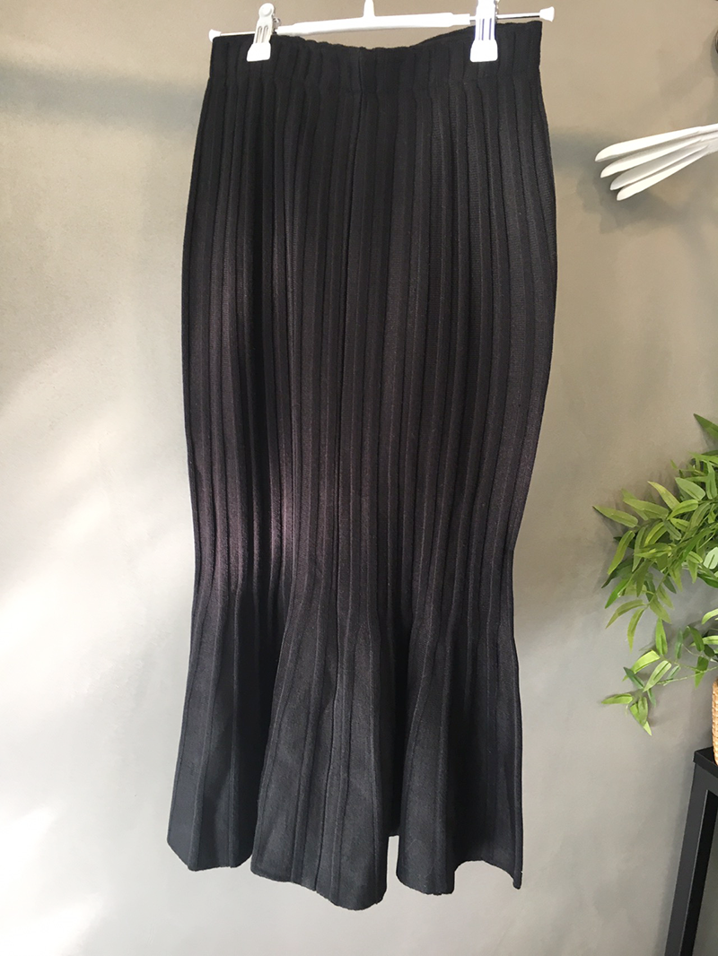 Mermaid Mermaid Long Skirt Skirt Frill Knit Pleate