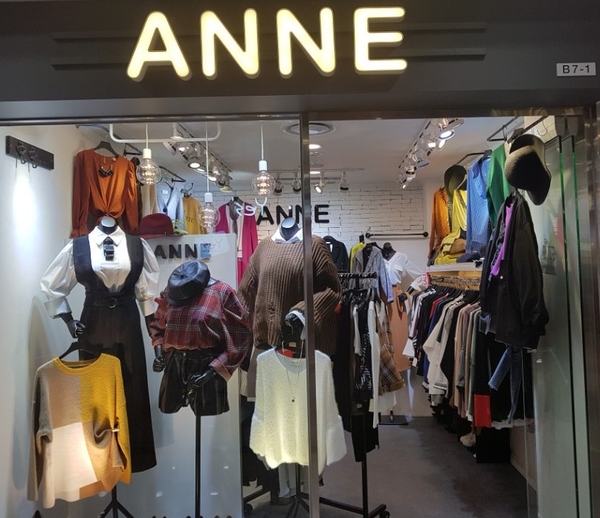 Suede Silver Sheep Angle Boots Modern Unique Sensi