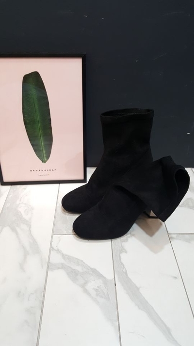 Suede Silver Sheep Angle Boots Modern Unique Sensi