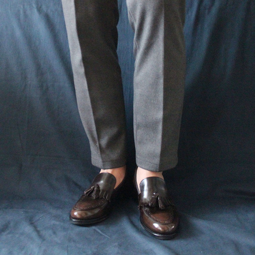 Natural cowhide leather handmade Uitip point detai