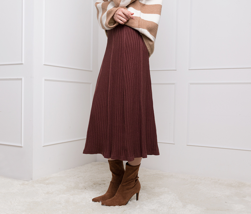 Needle knit pleated skirts Coordinated long skirt 