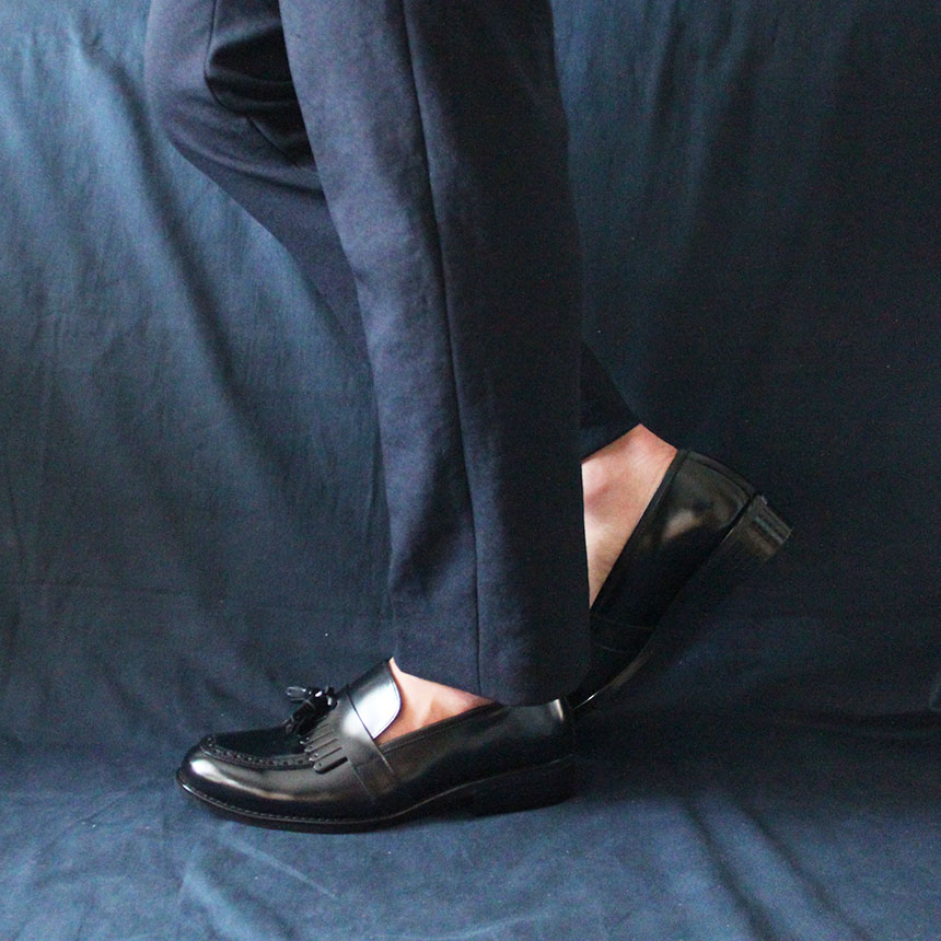 Natural cowhide leather handmade Uitip point detai