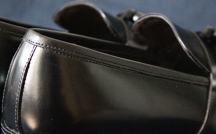 Natural cowhide leather handmade Uitip point detai