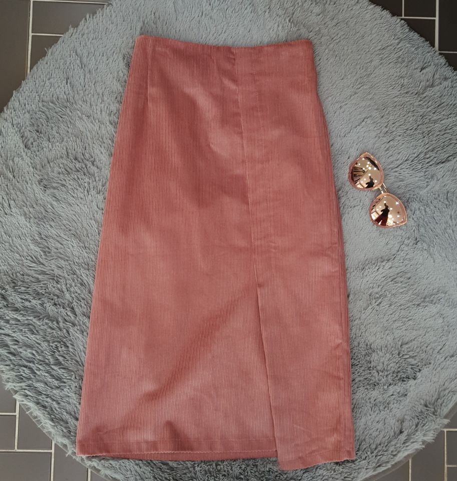 Corduroy Long Skirt Life Timothy Corduroy Bending 