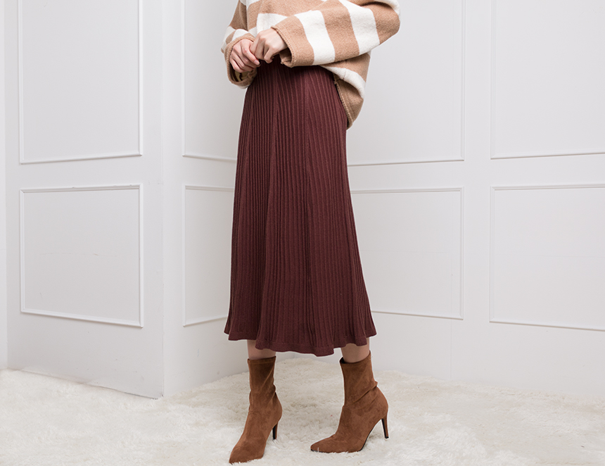 Needle knit pleated skirts Coordinated long skirt 