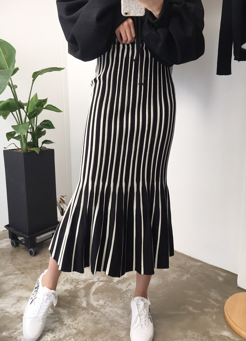 Mermaid Mermaid Long Skirt Skirt Frill Knit Pleate