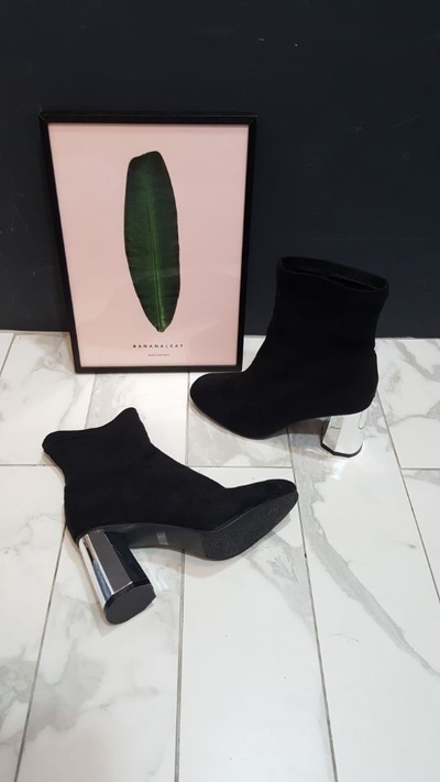 Suede Silver Sheep Angle Boots Modern Unique Sensi