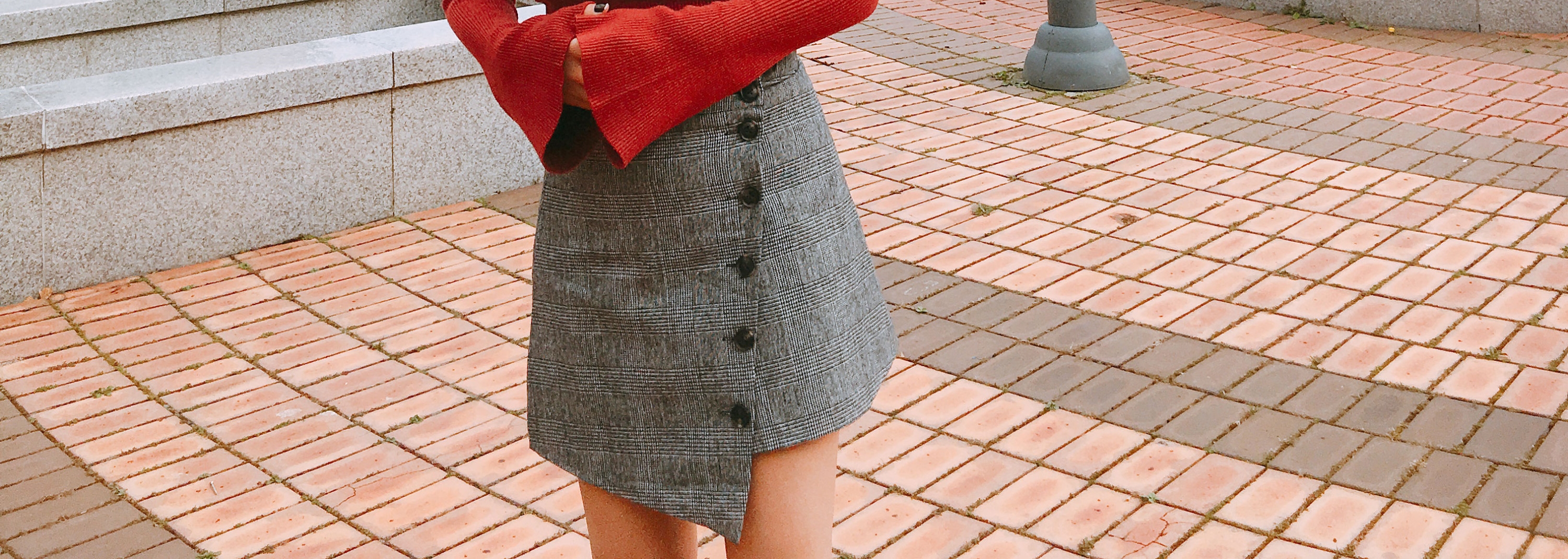 Borami Shop Button Unchecked Mini Skirt _ Black, G