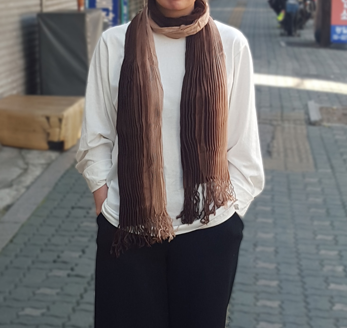 Gradation wrinkle knit muffler Unique wool autumn 