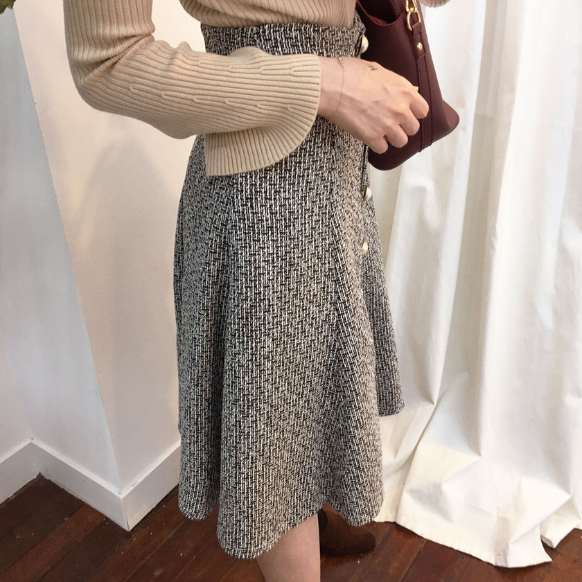 Pearl button tweed long skirt 2col