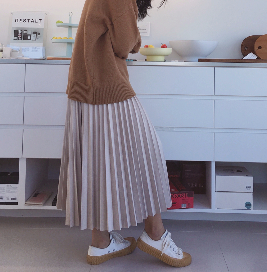 Autumn Suede Flare Pleated Long Skirt _ SOMMY MONT