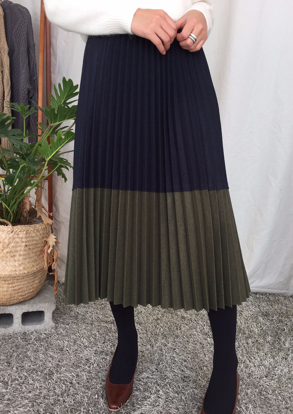 Woolen colors Pleated skirt Flare Wrinkled autumn 