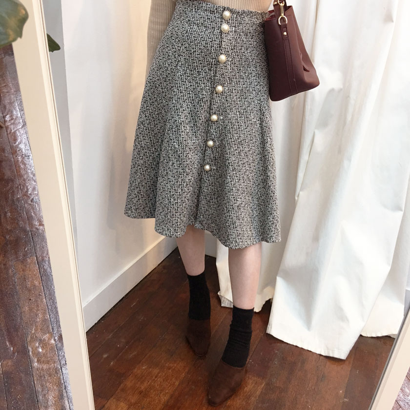 Pearl button tweed long skirt 2col