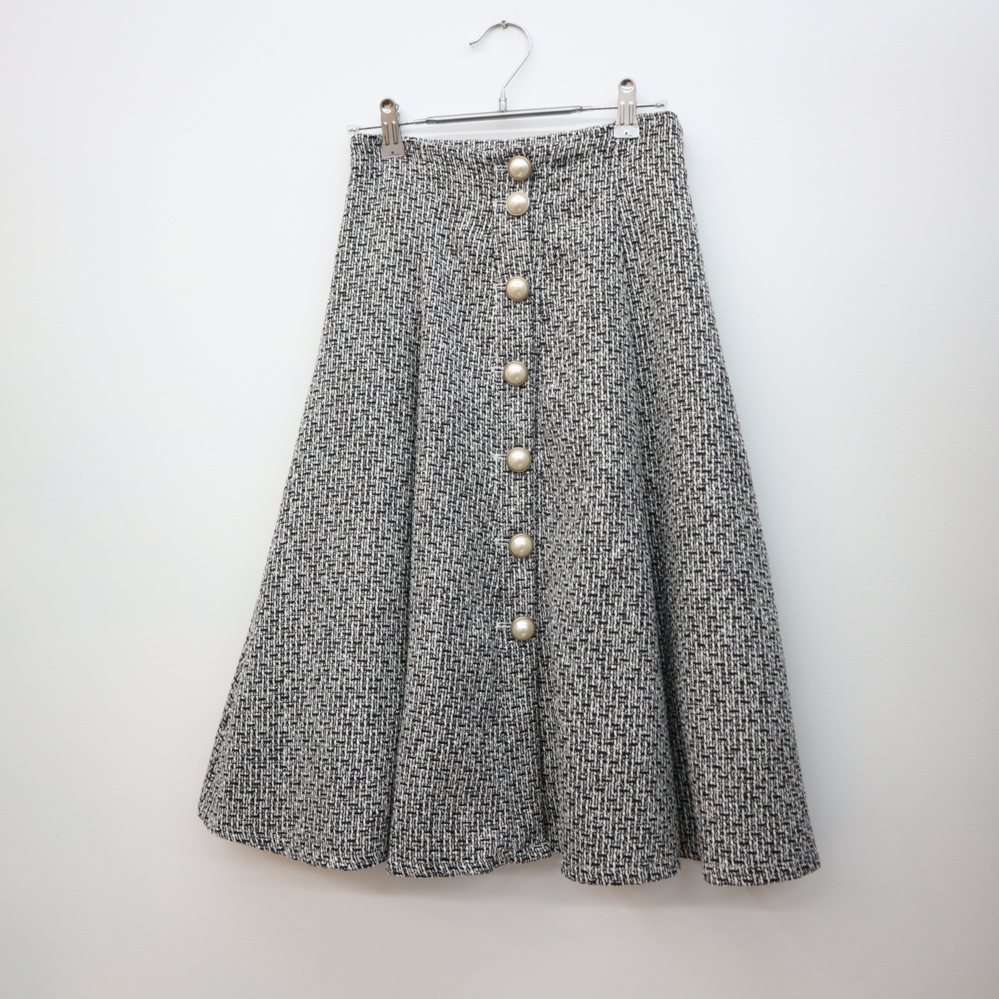 Pearl button tweed long skirt 2col