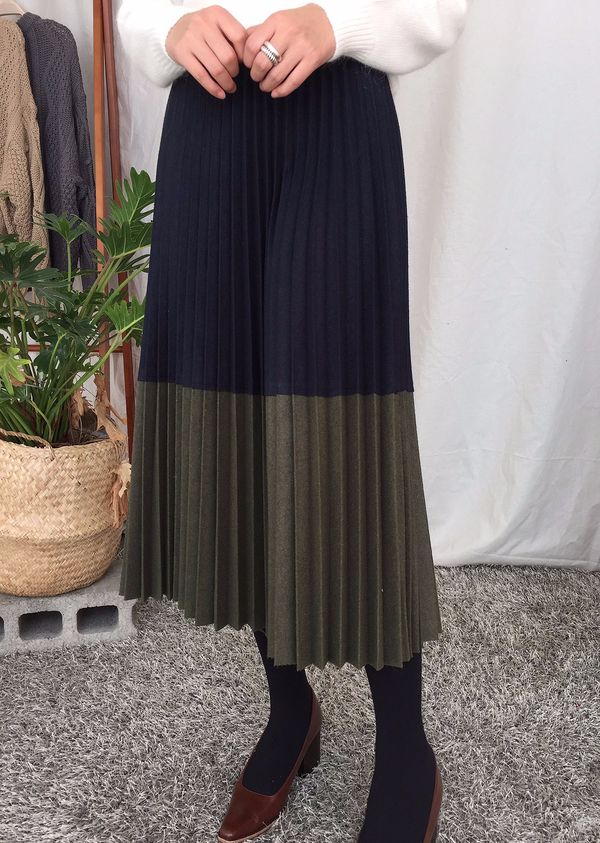 Woolen colors Pleated skirt Flare Wrinkled autumn 