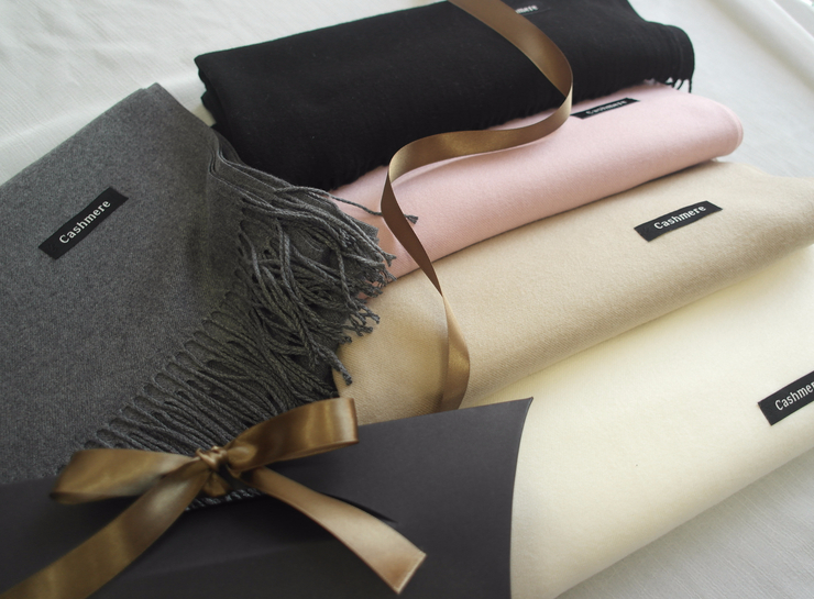 Gift Wrapping Cashmere Couple Muffler Item Shawl U
