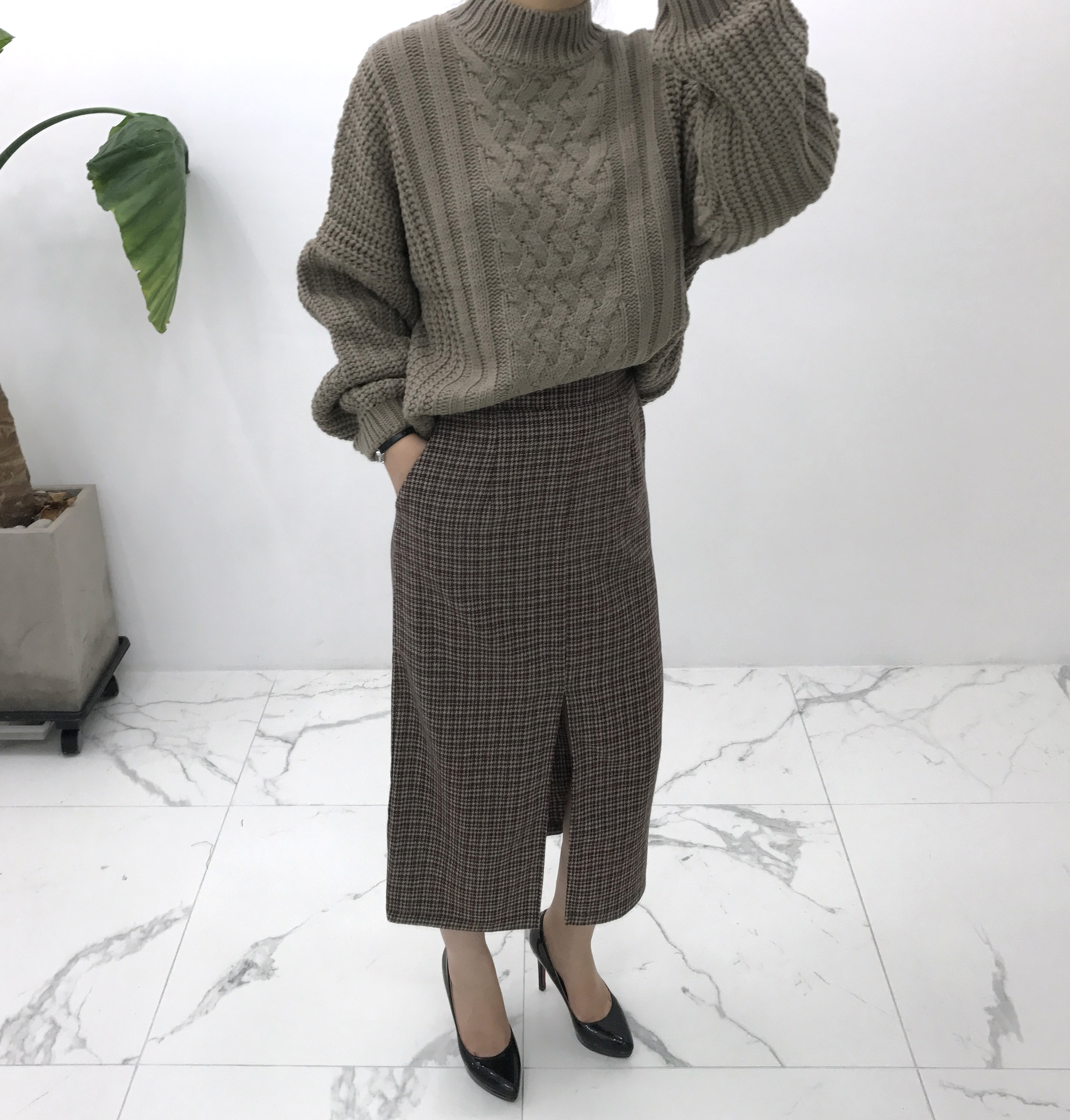 Check woolen trim skirt autumn winter long coordin