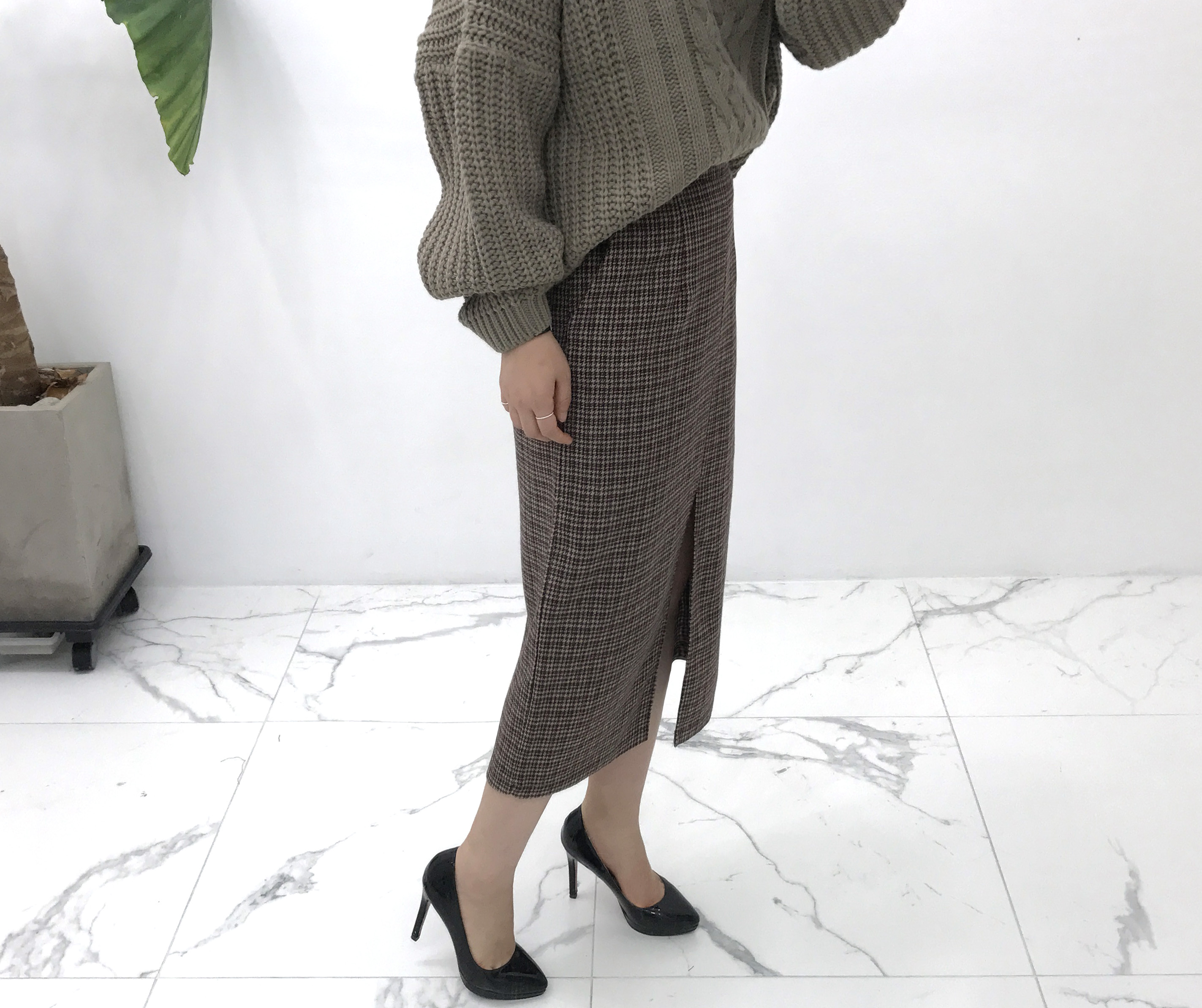 Check woolen trim skirt autumn winter long coordin