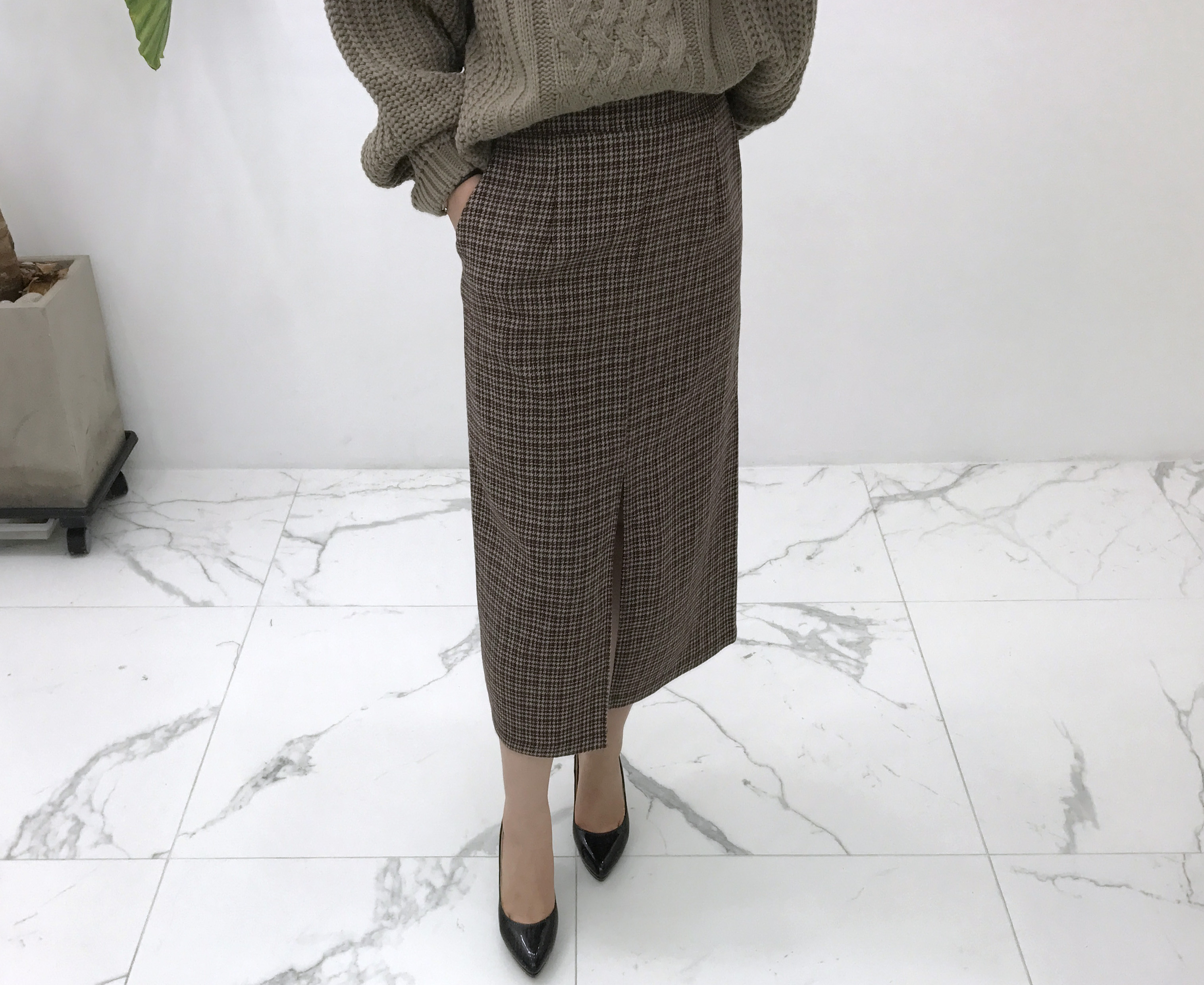 Check woolen trim skirt autumn winter long coordin