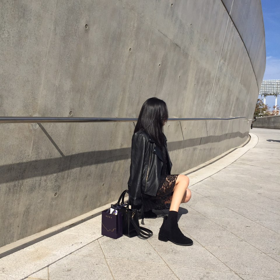 Womens Room Suede Angle Boots