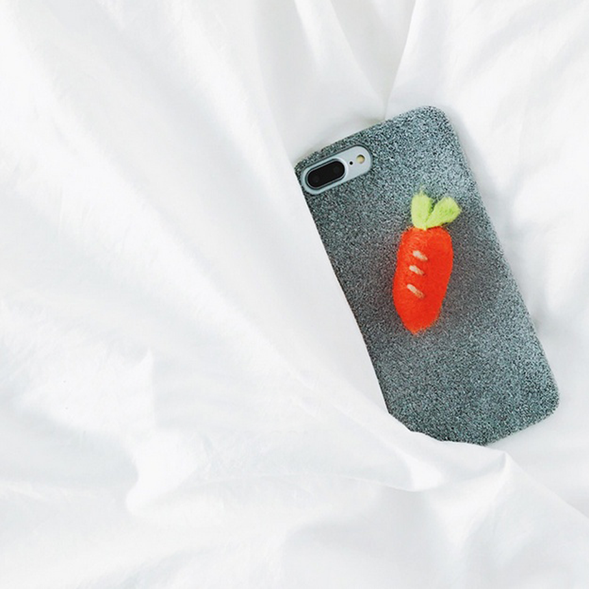 Carrots iPhone 8 case plus strap card embroidery p