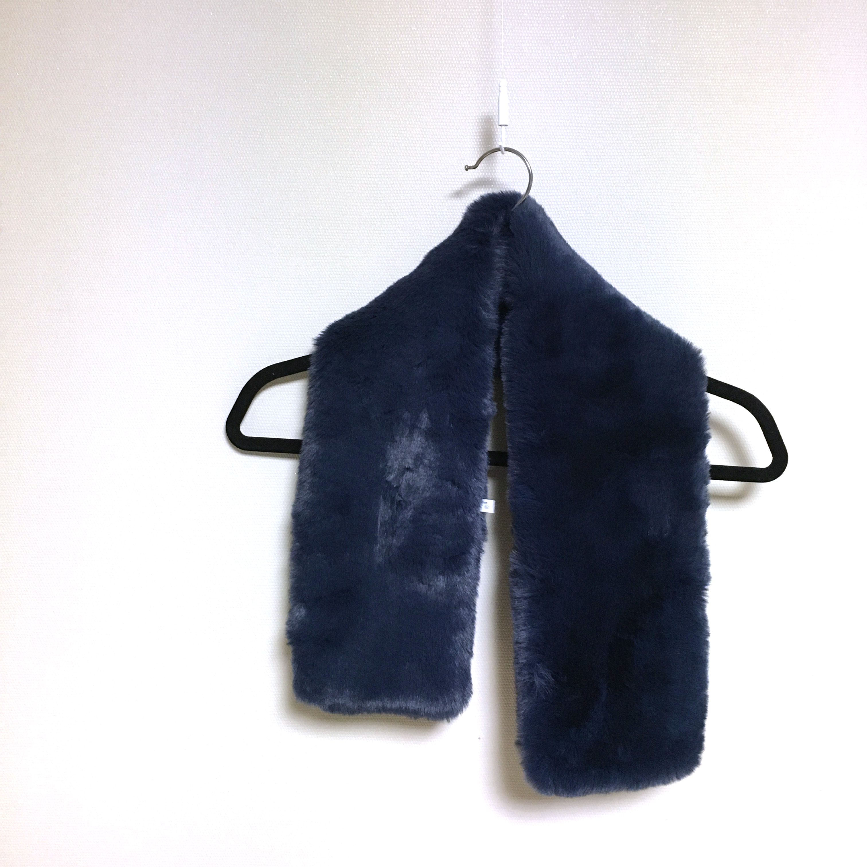 Fake Fur Fur Fur Ecofur Shawl Navy Color Warm muff