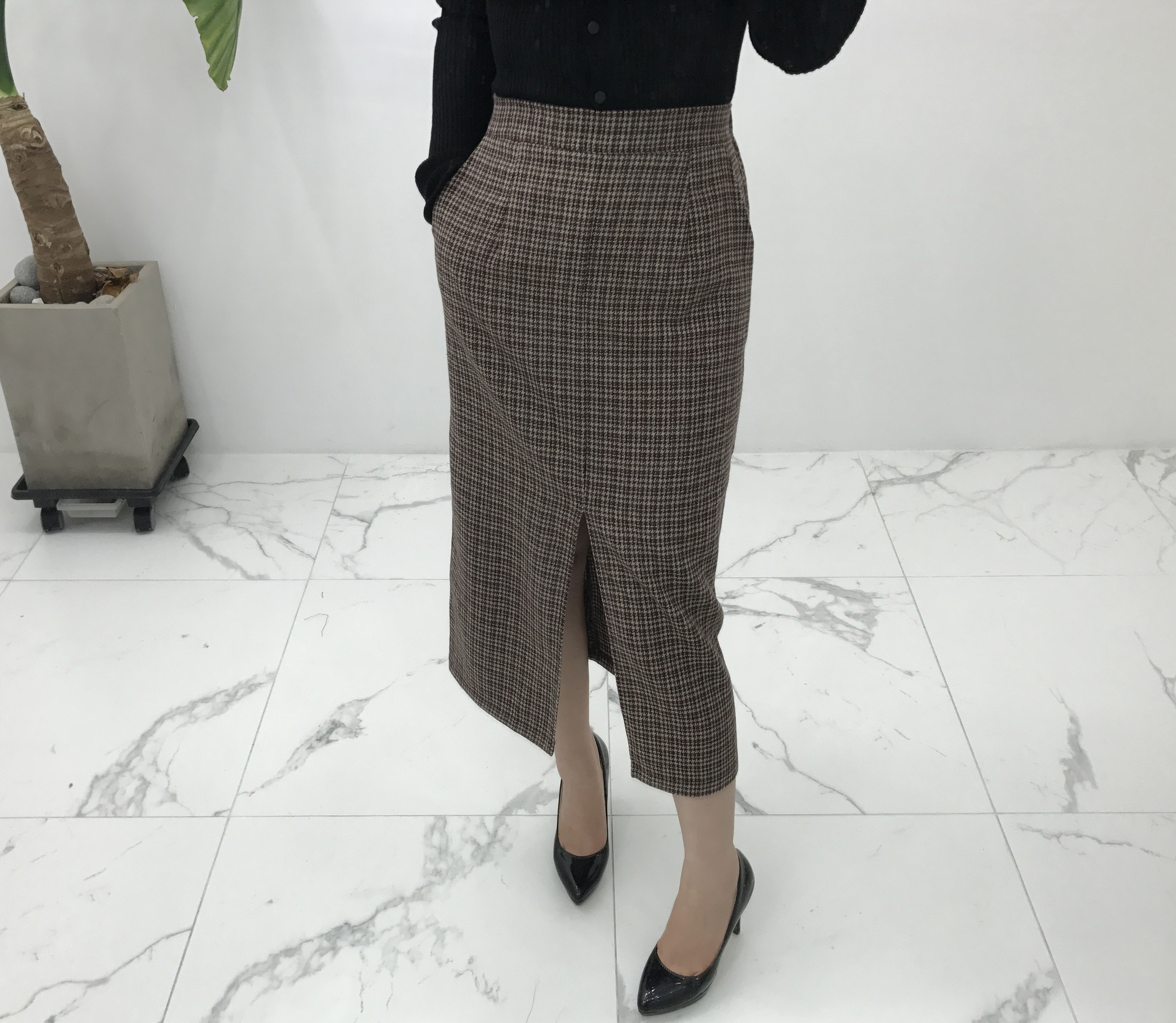 Check woolen trim skirt autumn winter long coordin