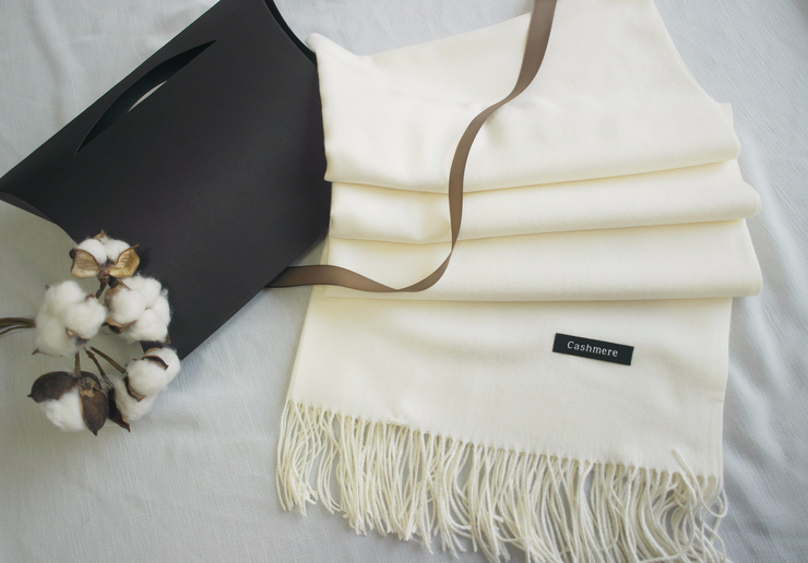 Gift Wrapping Cashmere Couple Muffler Item Shawl U