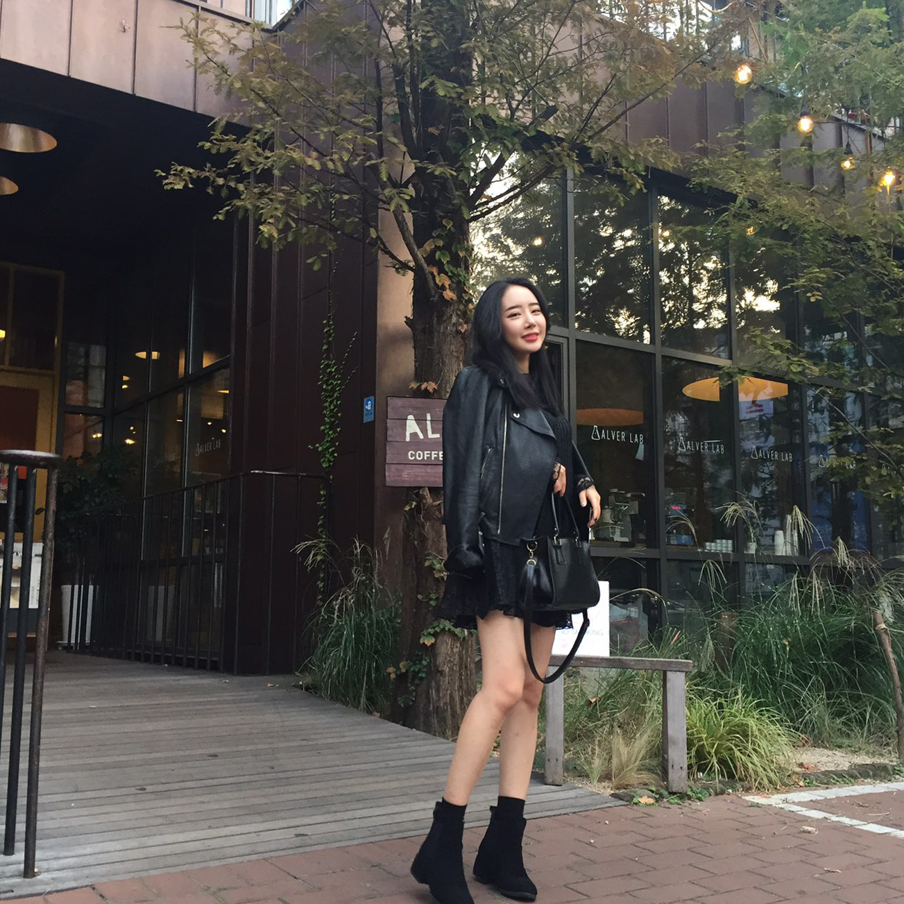 Womens Room Suede Angle Boots