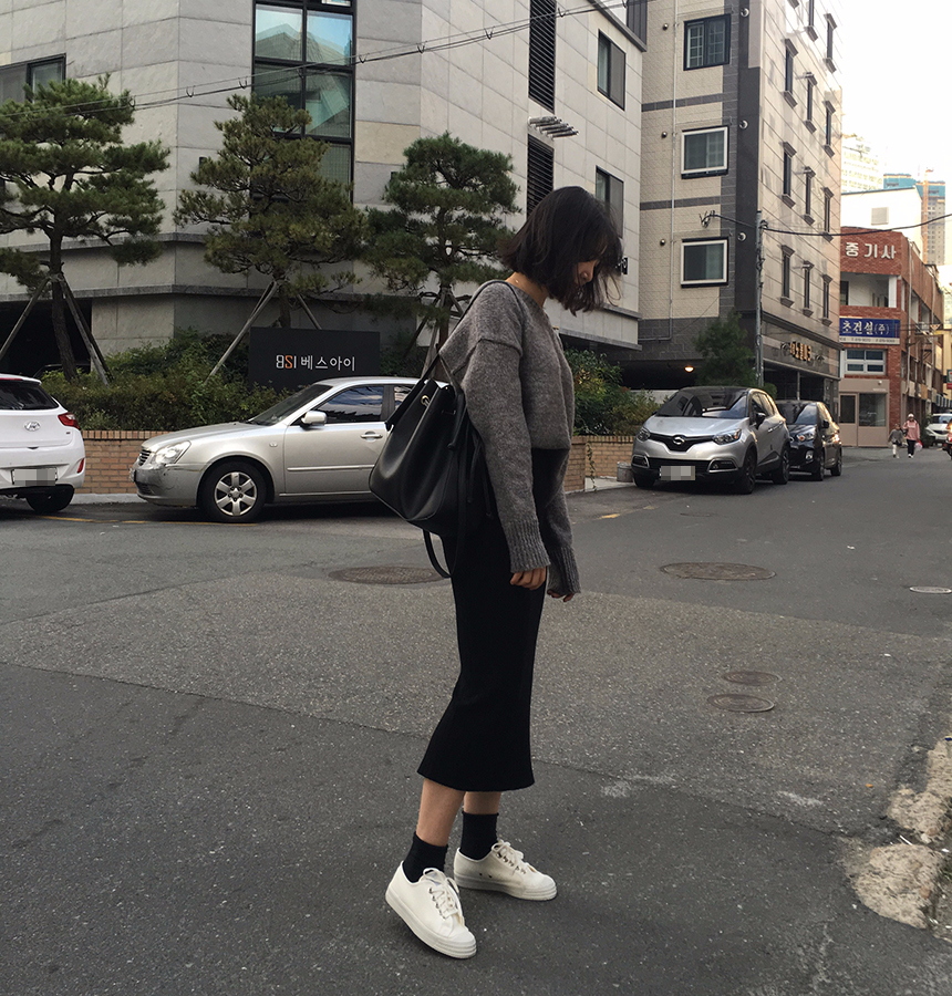 Ip Golij knit top skirt black, gray 2col woman'