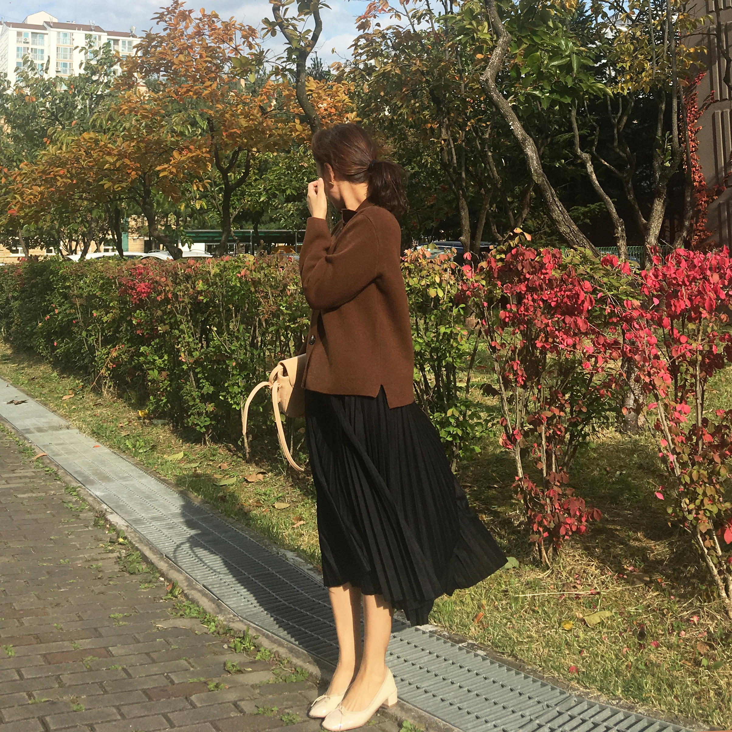 Suede pleated skirt pink, khaki brown, black long 