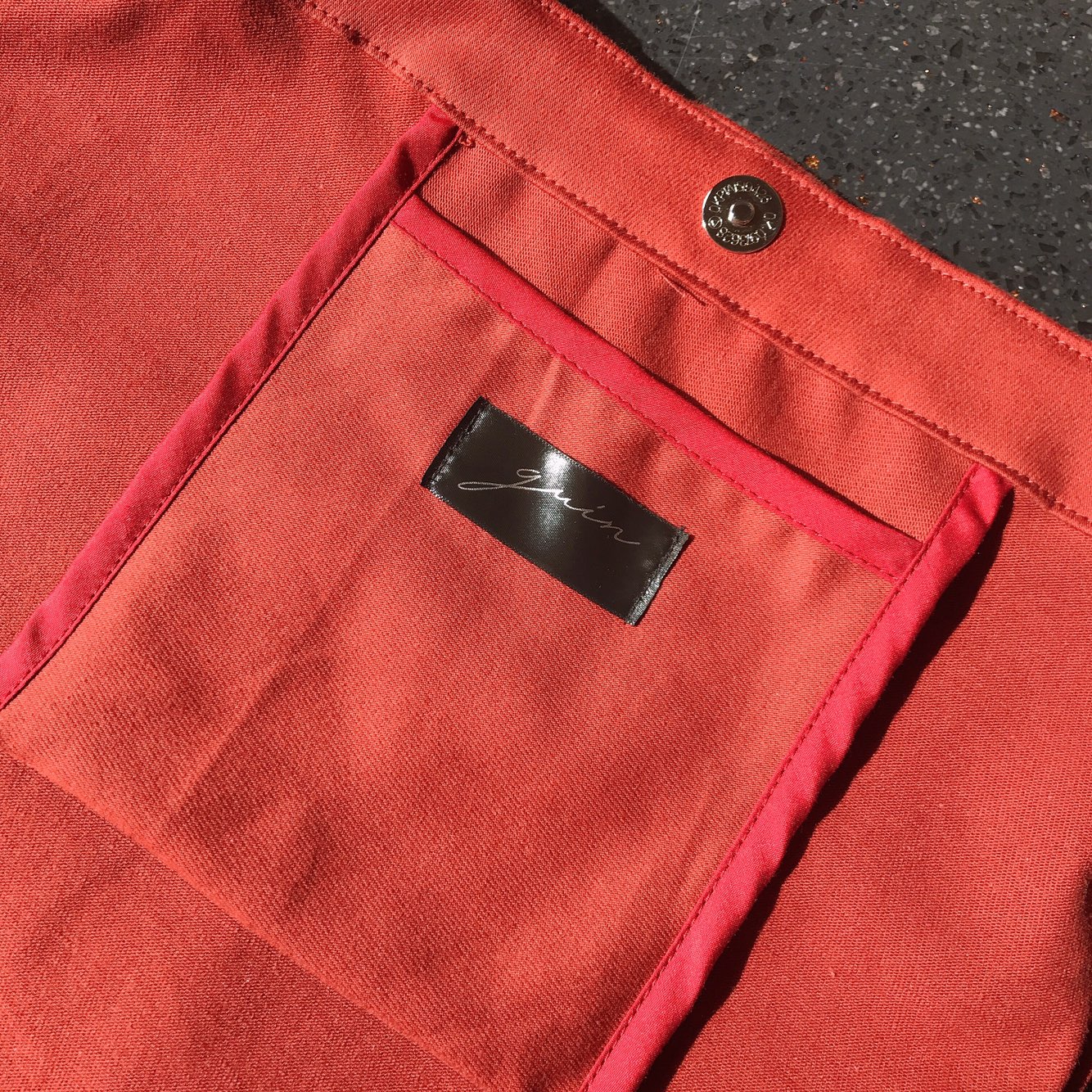 Eco-bag buckle is a self-produced bag with a uniqu