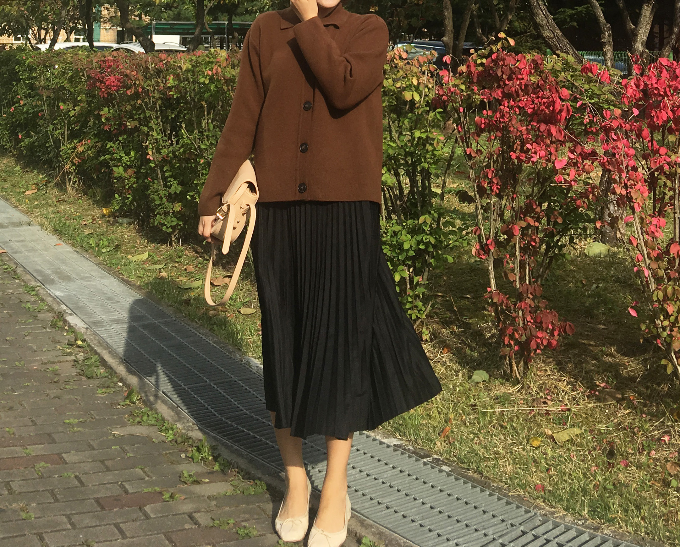 Suede pleated skirt pink, khaki brown, black long 