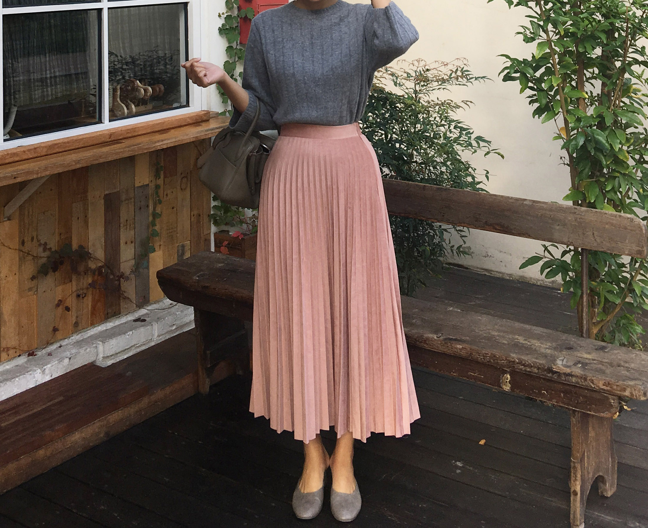 Suede pleated skirt pink, khaki brown, black long 