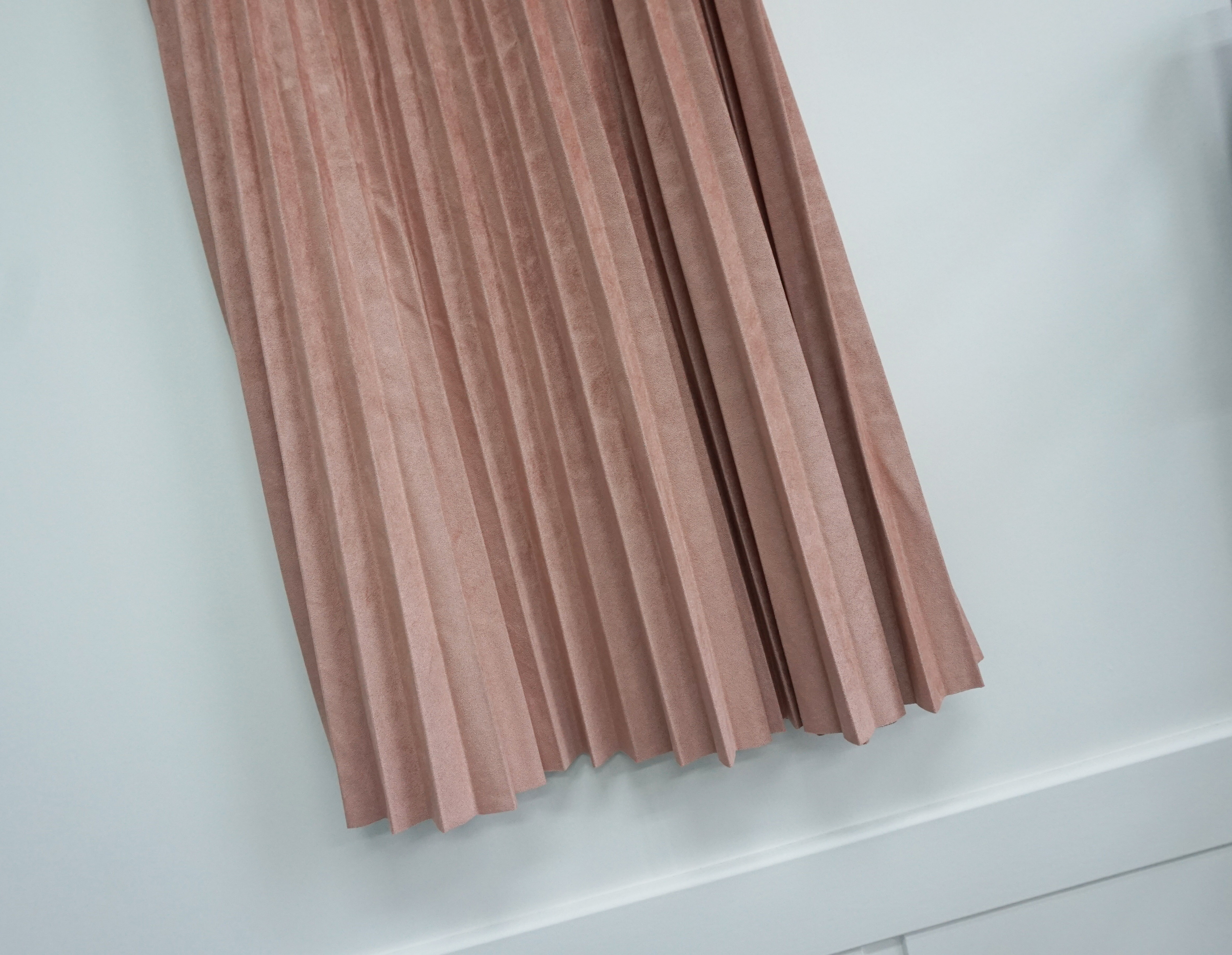 Suede pleated skirt pink, khaki brown, black long 
